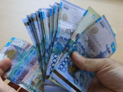 Қарағандыда оқу орнының бас есепшісі 90 миллион теңге жымқырған