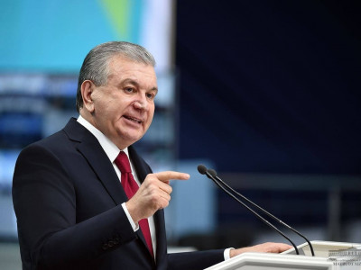 Өзбекстан президенті халқына референдум өткізуді ұсынды