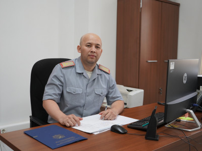 Қылмыстық процестің үш буынды моделі қалай жүзеге асады?
