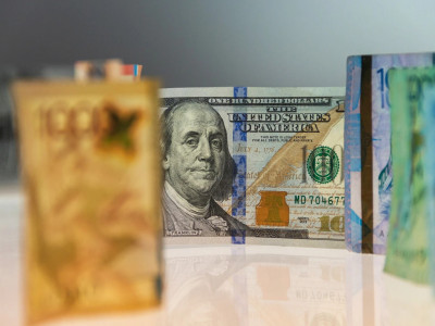 Қор биржасында доллар 3 теңгеге арзандады