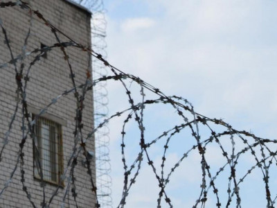 Дәмханада үш адамды пышақтаған күдікті өз-өзіне қол салды