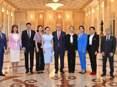 Президент шахматшылармен кездесті