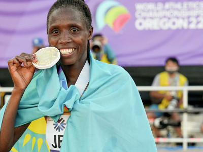 Қазақстанға тарихи жеңіс сыйлаған спортшы қанша сыйақы алады?