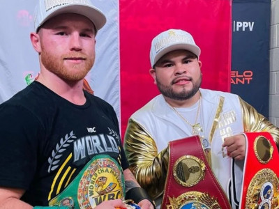 Канело Головкинмен жекпе-жек алдында бапкерін ауыстырды