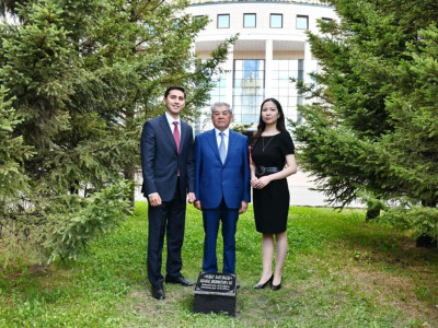 СІМ-де болашақ дипломаттарға үндеу жазылған «уақыт капсуласы» қойылды