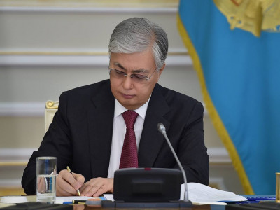 Тоқаев ақпараттық қауіпсіздікті дамыту туралы заңға қол қойды