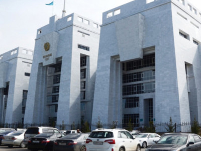 Елордалық тұрғын қалалық соттың алдында өзін өртемек болды