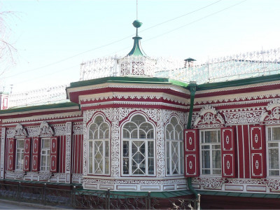 Жүсіпбектің романы, Шәкеннің бөркі, Исаның былғары әмияны