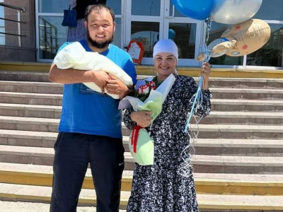 Маңғыстауда 37 жастағы ана он екінші сәбиін дүниеге әкелді