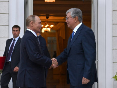 Тоқаев пен Путиннің кездесуі 2,5 сағатқа созылды