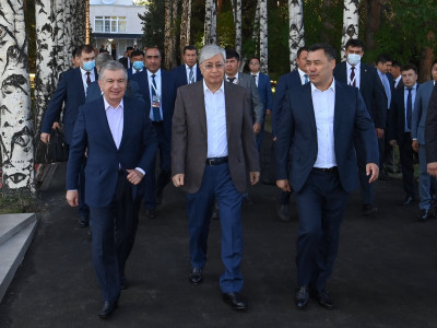 Президент сапарлары