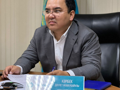 «AMANAT» партиясының хатшысы Дәулет Кәрібек азаматтарды қабылдады