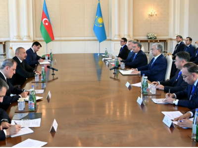 Қазақстан-Әзербайжан: қос Президент қандай келіссөз жүргізіп жатыр?