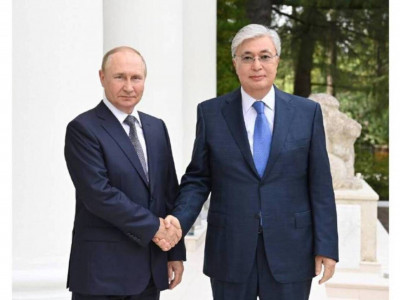 Қасым-Жомарт Тоқаев пен Владимир Путин келіссөз жүргізді