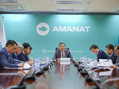«AMANAT» партиясында коммуналдық шаруашылық мәселелері талқыланды