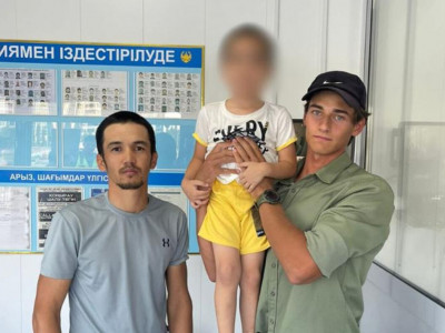 Жайыққа батып бара жатқан баланы жас жігіт құтқарып қалды
