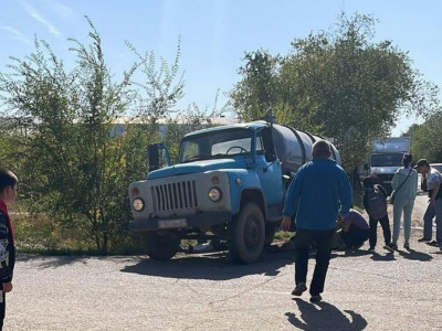 Оралда есірткі шеккен жүргізуші 3 оқушы қызды қағып кетті