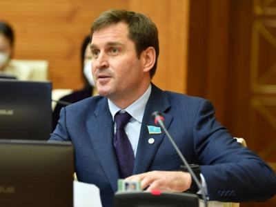 Парламент Мәжілісінің депутаты өз өкілеттігін тоқтатуға өтініш берді