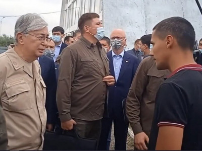 Президент ауыл азаматтарымен кездесіп, арызын тыңдады (ВИДЕО)