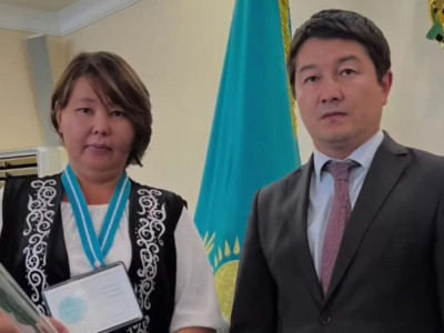 Көпбалалы аналар марапатталды