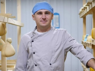 Александр Шевченко, «Сыроделкино» ірімшік цехының иесі: Мен – өндіріс иесі ғана емес, өндірістің дәл өзімін...