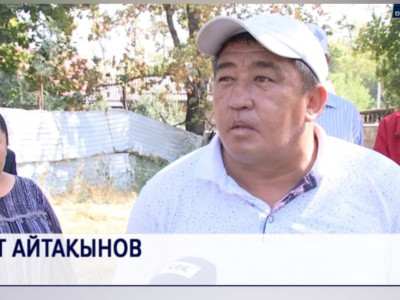 Алматыда асфальт төсеген жұмысшылар еңбекақысын ала алмай сабылып жүр