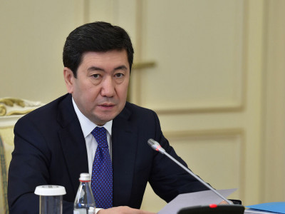 Ерлан Қошанов Президент сайлауына өз кандидатурасын ұсына ма?