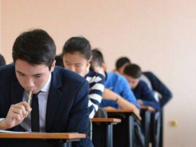 10-11-сыныпта ағылшын тілі пәнінің сағаты көбейеді