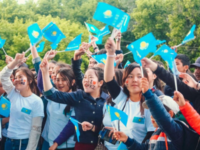Республика күні: жастардың 25-қазан Ұлттық мереке күніне көзқарасы қандай?