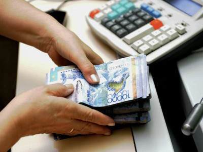 Кассадан 10 миллионға жуық ақша ұрлаған кассир ұсталды