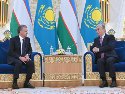 Қасым-Жомарт Тоқаев Өзбекстан Президентімен кездесті