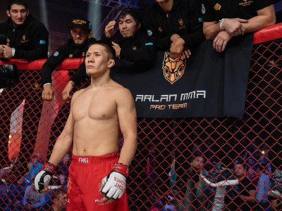 Жалғас Жұмағұлов UFC-де қанша табыс тапты?