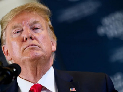 Трамп АҚШ президенттігіне кандидат болуға өтініш берді