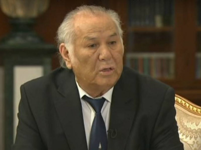 «Жиһаз жарнамалап жүрген актер де Мемлекеттік сыйлық алған» - Исабеков