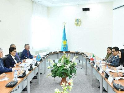 Мексика Парламентінің депутаттары алғаш рет Мәжіліске келді