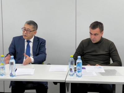 «Жемқорлықпен күресте заңды қатаңдату қажет»: Мейрам Қажыкен Алматыға барды