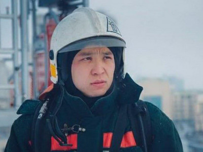 Денесінің 80 пайызын күйік шалған өрт сөндірушінің жағдайы белгілі болды