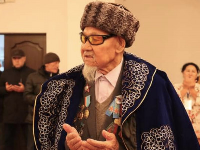 101 жастағы соғыс ардагері бірінші болып сайлауда дауыс берді