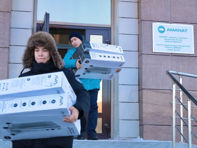 Аманаттықтар Екібастұз тұрғындарына 1000-нан астам жылытқыш жіберді