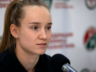 Елена Рыбакина алматылықтармен кездесті