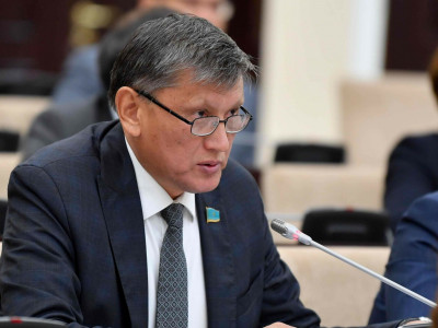 Нұртөре ЖҮСІП, сенатор: Рухы мықты ұлт қандай сынақтан да сүрінбейді