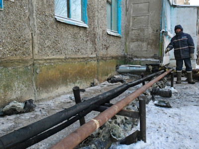 Екібастұзда үйлердің жертөлесіне жылу берілді – Олег Крук
