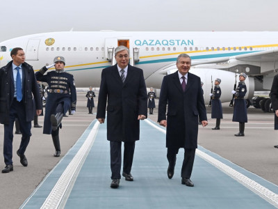 Қасым-Жомарт Тоқаев Өзбекстанға мемлекеттік сапармен барды