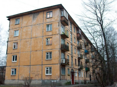 Арқалықта 5-қабаттан құлаған тұрғын құтқарылды