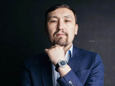 Ел біріншілігіндегі клубтарға бөлінетін қаржыны азайту керек - Ермұхамед Мәулен