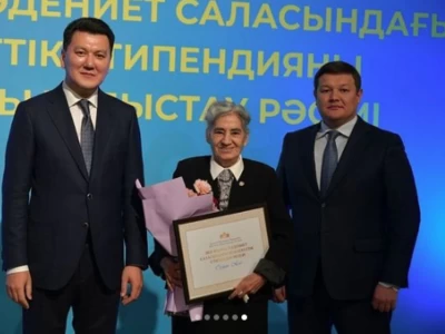 75 азаматқа мәдениет саласындағы мемлекеттік стипендия табысталды