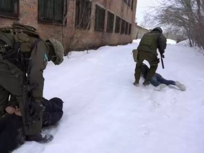 100-ден астам адамды алдап соққан алаяқтар ұсталды