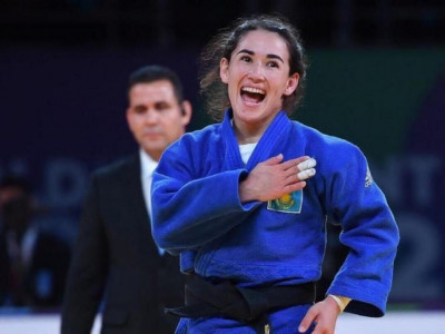 Әбиба Әбужақынова - Grand Slam турнирінің қола жүлдегері