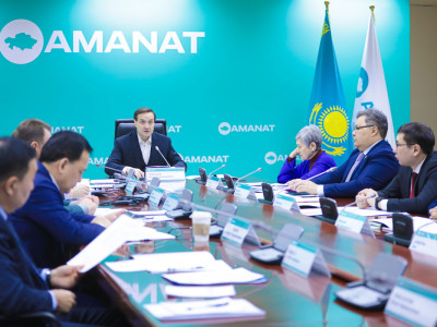 «AMANAT»-тың Партиялық бақылау комитетінде су тасқынына дайындық мәселесі талқыланды