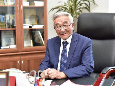 92 жастағы ғалым ұзақ жасаудың сырымен бөлісті
